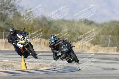 media/Dec-01-2025-Moto Forza (Mon) [[2daa91e15f]]/2-Intermediate Group/Session 3 (Turn 3)/